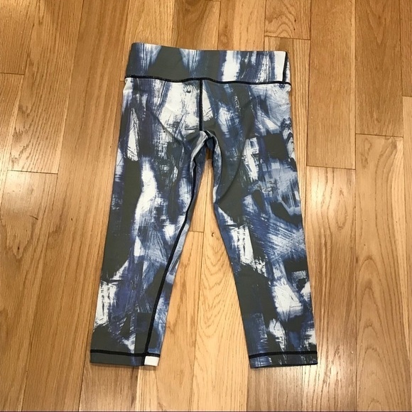 Vimmia Abstract Paintbrush Print Crop Leggings, Small - Picture 4 of 4